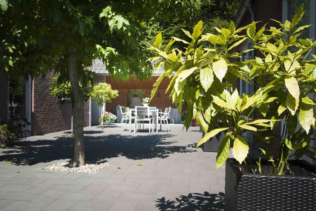Hotel Slapen In Veghel Exterior photo