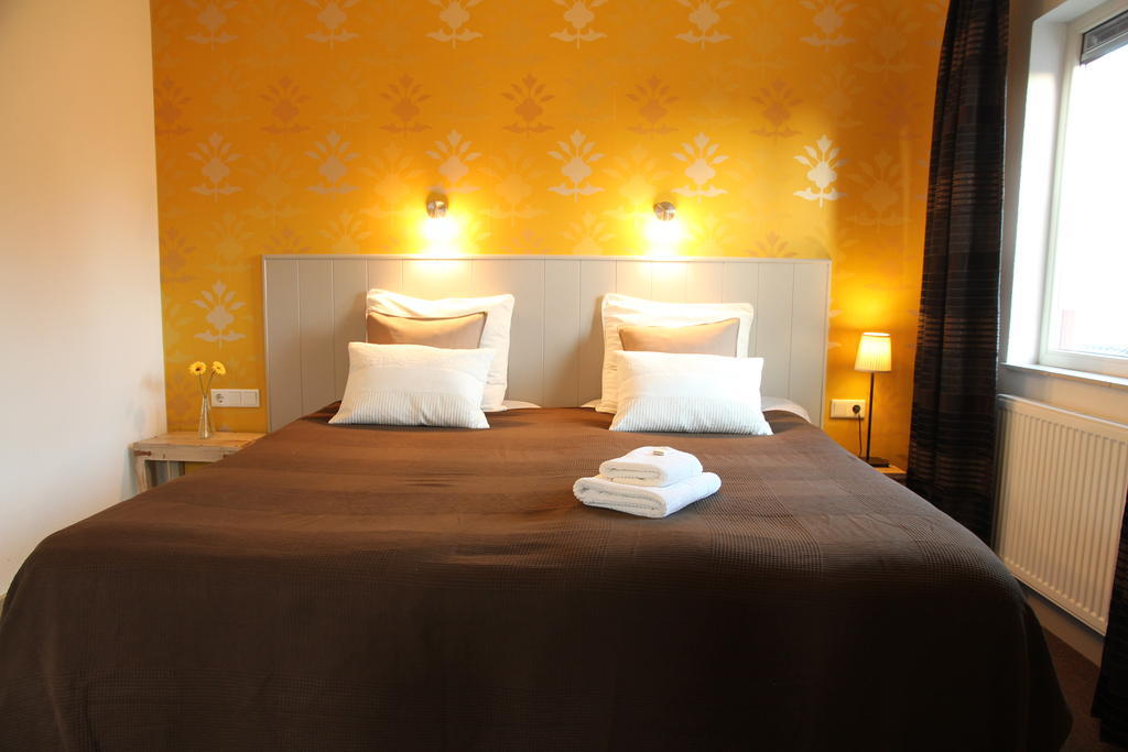 Hotel Slapen In Veghel Room photo